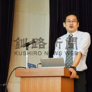 半導体の仕組み学ぶ　釧路工業高で北大教授が講演【釧路市】(2024-09-29)