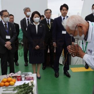 自見北方相、鈴木知事も乗船　元島民ら洋上慰霊【根室】(2024-09-03)