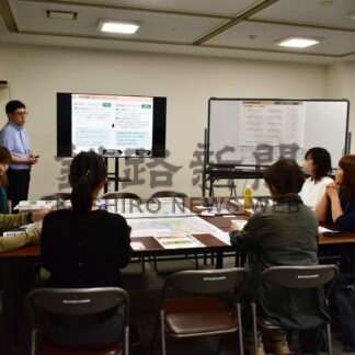 駅前広場ににぎわい創出　釧路市社会実験実行委、２７日「まちスタ」【釧路市】(2024-10-02)