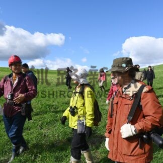 広大な牧草地歩き、フットパス楽しむ【厚岸】(2024-10-30)