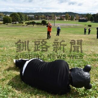クマ出没時の連携確認　弟子屈署【標茶】(2024-10-07)