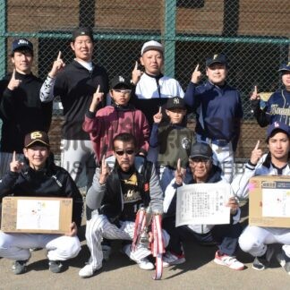 明生町内会、Ａブロック連覇　ソフトボール親睦大会【中標津】(2024-10-23)