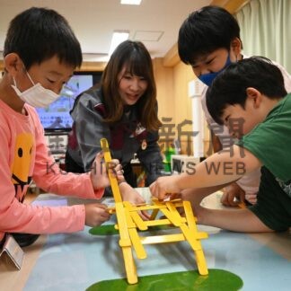 児童が地元産業学ぶ　山花小中で釧路製作所が出前授業【釧路市】(2024-10-14)