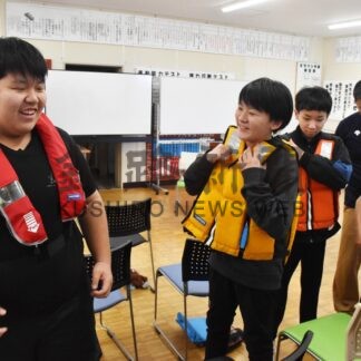 離岸流への対処法は　海の安全教室でおちいし児童学ぶ【根室】(2024-11-13)