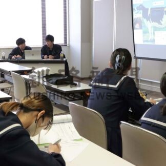 ふるさと支える職業学ぶ　基幹産業担当者、柏陵中生に解説【根室】(2024-12-01)