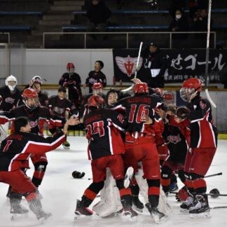 釧鳥取、全中アイホ優勝で歓喜の輪【帯広】(2025-01-28)