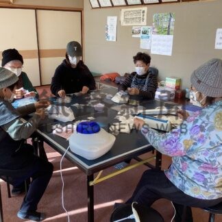 携帯トイレ考案 災害に備え　音別町の村上さん有志と作製、施設に寄贈【釧路市】(2025-02-24)