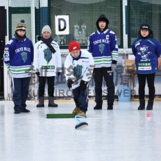 アイスストッカー白熱　ワイルズ選手と町民ら交流【標茶】(2025-02-03)