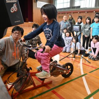 自転車の正しい乗り方実践　太田小で交通安全教室【厚岸】(2025-05-01)