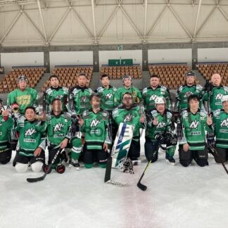 末広レッズ優勝　アイホ釧路オールドタイマーズ大会【釧路市】_1(2025-04-09)