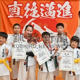 少年少女全道空手　佐藤（明武会）、宮﨑（志武館）選手 組手優勝【男子】(2025-06-01)