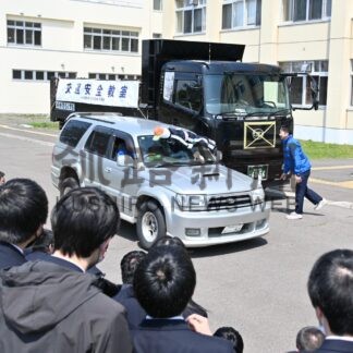 交通安全の大切さ再確認　釧根地区トラック協会青年部会など鶴野支援学校で教室【釧路市】(2025-05-16)