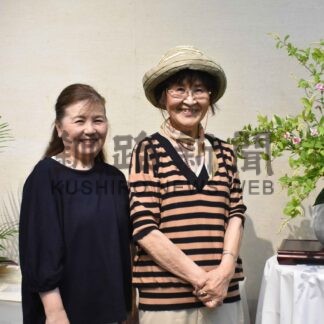 「春の息吹感じて」恒例の花展始まる　小原流釧路支部【釧路市】(2025-05-24)