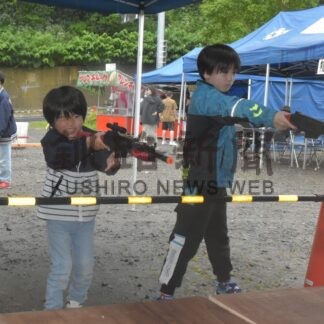 子ども縁日で屋台楽しむ　町商工会青年部【羅臼】(2025-06-30)