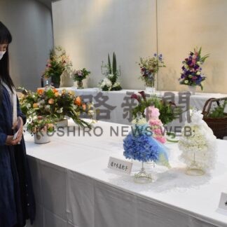 発想豊かな力作並ぶ　リバティフラワースクール【釧路市】(2025-06-22)