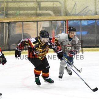 愛好家らアイホ楽しむ　オールドタイマーズ開幕【釧路市】(2025-06-13)