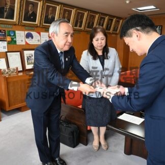 生理用ナプキン寄贈　国際ロータリー第２５００地区【釧路市】(2025-06-05)