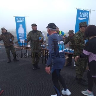 滑走路を飛ぶように走る　釧路空港マラソン_4(2025-06-16)