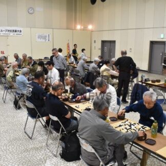 優勝目指ししのぎ削る　釧根職場・グループ囲碁【釧路市】(2025-06-23)