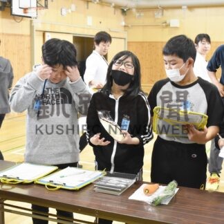 バランス取れた食事学ぶ　鳥取小で親子栄養セミナー【釧路市】(2025-06-22)