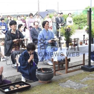 茶道具に感謝を込め  裏千家淡交会支部が茶筅供養【釧路市】(2025-07-07)