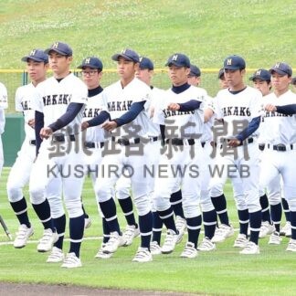 釧根２校堂々の行進  高校野球北大会開幕_1(2025-07-13)