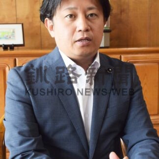 「１次産業を支える」　岡田氏が道政報告【釧路市】(2025-07-15)