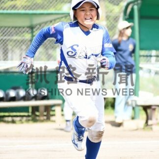 白球追い掛け全力プレー　釧新旗少年野球大会【釧路市】(2025-07-21)