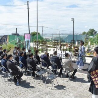 「バラと眠る」樹木葬開苑　本行寺境内に霊園【釧路市】(2025-07-29)