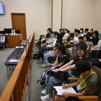 裁判所みんなで体験　親子１８組、知識深める【釧路市】(2025-08-14)