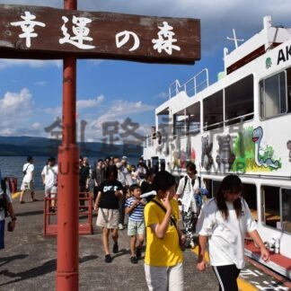 水遊びきらめいて②　阿寒湖遊覧船【釧路市】(2025-08-17)