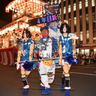 １３００人熱気、まち彩る　くしろ市民北海盆踊り【釧路市】_2(2025-08-22)