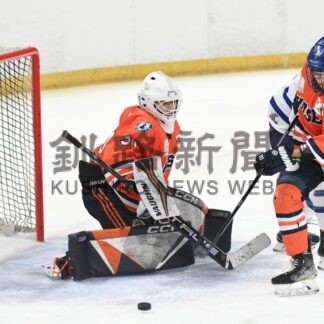 試合白熱　釧路ゆかりの選手奮闘　くしろタンチョウカップ交流戦_4(2025-08-25)