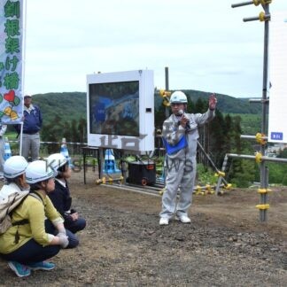 高規格道路 早期整備を　釧根架け橋みちの会、厚岸で現場見学会【厚岸町】(2025-08-26)