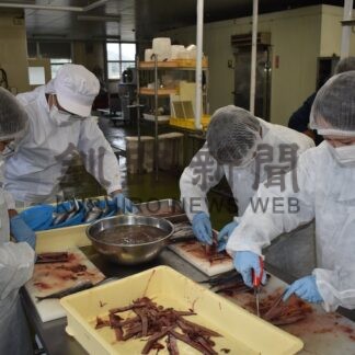 東海大生が施設で研修　根室で人材育成交流、みりん干しなど体験【根室市】(2025-08-31)