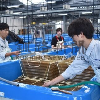 東海大生が施設で研修　根室で人材育成交流、みりん干しなど体験【根室市】_1(2025-08-31)