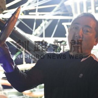 サンマ全国水揚げ最多１４７６㌧　花咲港も価格減【根室市】(2025-09-03)