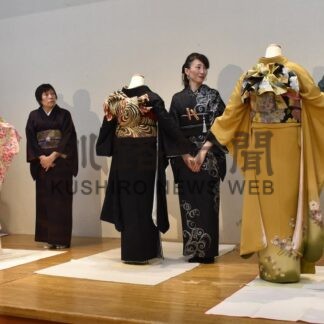 着付師４人、帯結び実演　和Ｌｉｆｅイベント【釧路市】(2025-09-17)