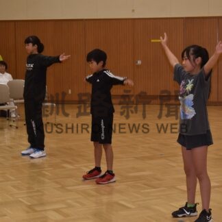 ラジオ体操正確さ競う　釧根地区コンクール【根室市】(2025-09-21)