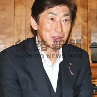 北海道の基幹産業守る　岩本参院議員が国政報告【釧路市】(2025-10-08)