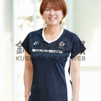 メダリストの藤井氏 バドミントン教室　１２日、講演会も【白糠町】(2025-10-09)