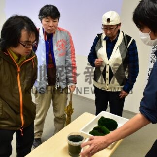 マリモ生態、保護に理解　阿寒湖温泉で祭り開幕【釧路市】(2025-10-09)