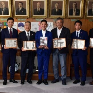 企業版ふるさと納税で映画制作応援　１０社、実行委に３７００万円寄付【釧路市】(2025-10-15)