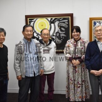 地元作家の個性光る　釧路郷土画家の会が合同展【釧路市】(2025-10-22)