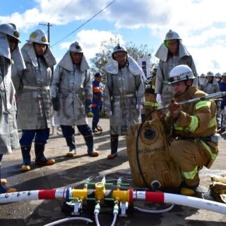 消火活動の手順確認　釧路市西消防署 林野火災防ぎょ訓練【釧路市】(2025-10-23)