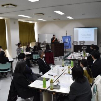 「地元を面白がって」　釧路アミティ　中高生対象に茶話会【釧路市】(2025-10-28)