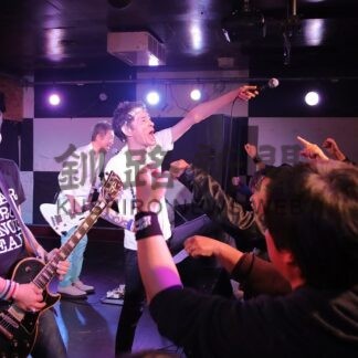 パンク・ロックに熱狂　根室で音楽イベント、ラフィン・ノーズら出演【根室市】(2025-10-29)