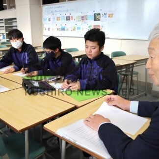島での暮らしに理解　柏陵中、元島民招き座談会【根室市】(2025-11-06)