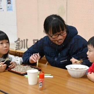 手打ち新そば味わう　川北文化祭【標津町】(2025-11-08)