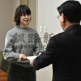 酪楽館でチーズ作り　鶴居村地域おこし協力隊員・伊藤さんが着任【鶴居村】(2025-11-09)